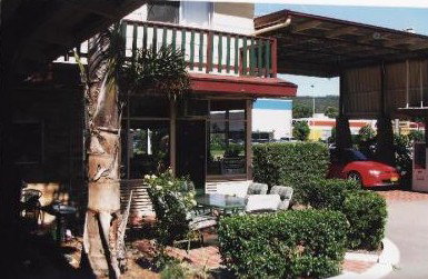 The Ashwood Motor Inn - Lightning Ridge Tourism 3