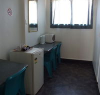 Cool Palms Motel - Lightning Ridge Tourism