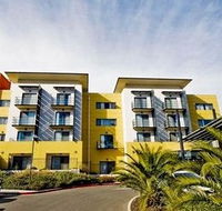 Quality Hotel Woden - Lightning Ridge Tourism