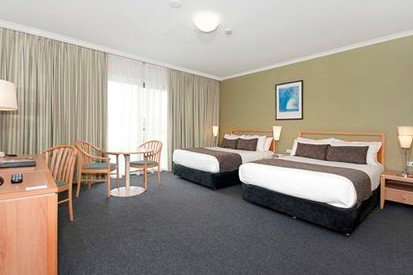 Quality Hotel Woden - Lightning Ridge Tourism 2