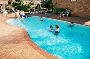 Birralee Holiday Villas - Lightning Ridge Tourism 2