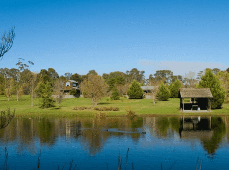 Sanctuary Park Cottages - Lightning Ridge Tourism