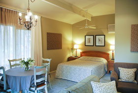 Treetops Bed And Breakfast - Lightning Ridge Tourism 1