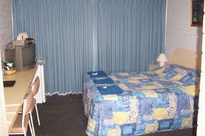 Sunraysia Motel And Holiday Apartments - Lightning Ridge Tourism 4
