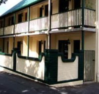 Town Square Motel - Lightning Ridge Tourism