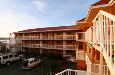 Swansea Waterloo Inn Motel - Lightning Ridge Tourism 1