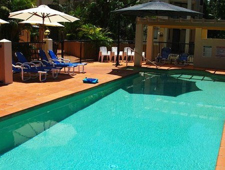 Chevron Palms - Lightning Ridge Tourism 4