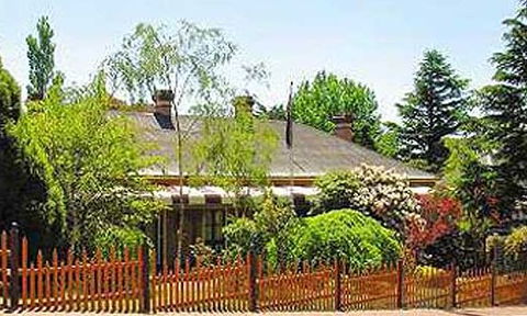 St Mounts Boutique Hotel - Lightning Ridge Tourism 0