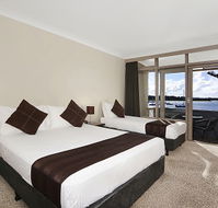 Waters Edge Country Comfort - Lightning Ridge Tourism