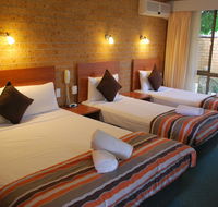 Port O'Call Motel - Lightning Ridge Tourism
