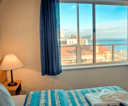 Baybeachfront Apartments - Lightning Ridge Tourism 2