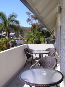 Bay Beach Motel - Lightning Ridge Tourism 4
