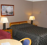 Highlands Motor Inn - Lightning Ridge Tourism