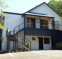 Mt Coolum Retreat - Lightning Ridge Tourism