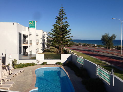 Quality Resort Sorrento Beach - Lightning Ridge Tourism 3