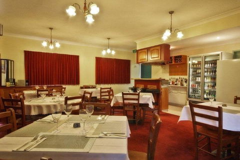 Silo Motor Inn - Lightning Ridge Tourism 2