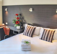 Mid City Motor Lodge - Lightning Ridge Tourism