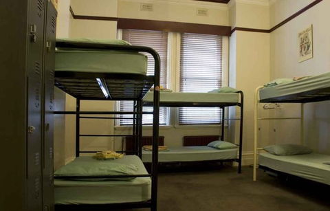 The Nunnery Guesthouse - Lightning Ridge Tourism 5