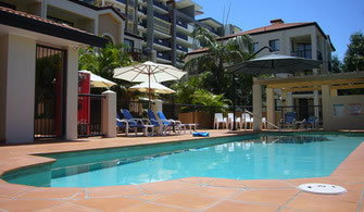 Chevron Palms - Lightning Ridge Tourism 8