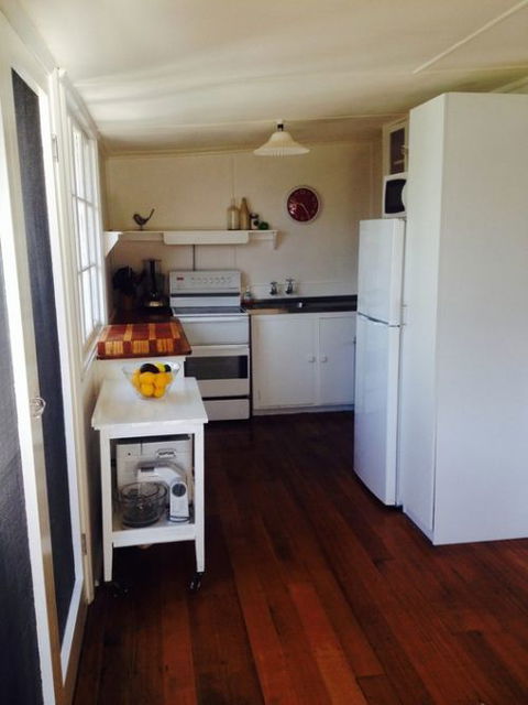 Greens Beach Cottage - Lightning Ridge Tourism 2