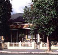 Sparrow Cottage - Lightning Ridge Tourism