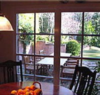 Twelvetrees Cottage - Lightning Ridge Tourism