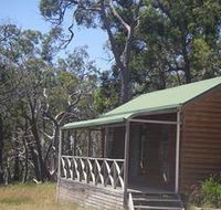 Cave Park Cabins - Lightning Ridge Tourism
