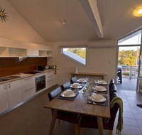 Bo'Vine Holiday Apartment - Lightning Ridge Tourism
