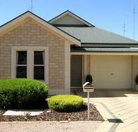 Kadina Luxury Villas - Lightning Ridge Tourism