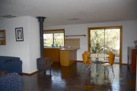Dune Hideaway - Lightning Ridge Tourism 0