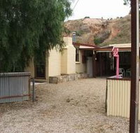 Alls Well Shack - Lightning Ridge Tourism