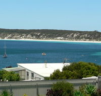 Fareview Beach House - Lightning Ridge Tourism