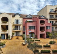 StayCentral Serviced Apartments - Head Office - Lightning Ridge Tourism