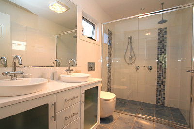 Bridport Holiday Rental - Lightning Ridge Tourism 6