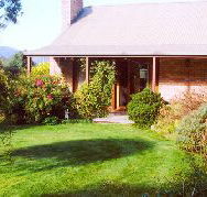Canowindra Cottage - Lightning Ridge Tourism