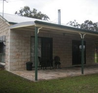Rosie Obriens Country Cottages - Lightning Ridge Tourism