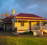 Charlie Bates Cottage - Lightning Ridge Tourism