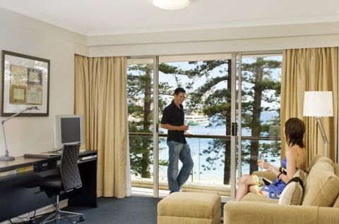 Quest Grande Esplanade - Manly - Lightning Ridge Tourism 0