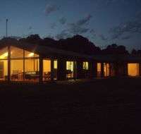 Walkerville South Accommodation - Lightning Ridge Tourism