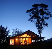 Promised Land Cottages - Lightning Ridge Tourism