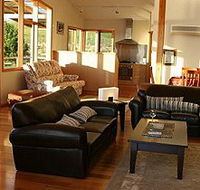Port Arthur Escapes - Lookout Lodge - Lightning Ridge Tourism