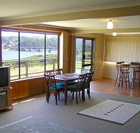 Authur River Beach House - Lightning Ridge Tourism