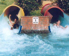 Forster Bunkhouses - Lightning Ridge Tourism 0