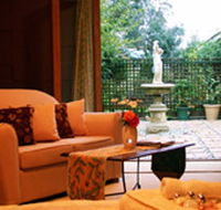 Beechworth House - Lightning Ridge Tourism