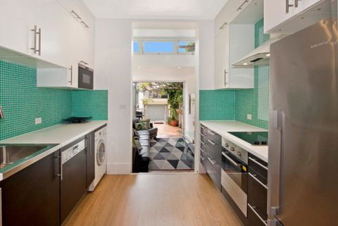 Sydney Furnished Rentals - Lightning Ridge Tourism 8