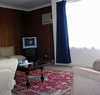 Black Opal Holiday Units - Lightning Ridge Tourism