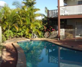 Apartment 2 Mullumbimbi Street Accommodation - Lightning Ridge Tourism 1