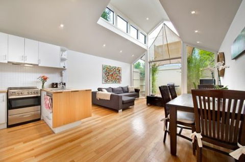 Port Melbourn Cottage - Stay Innercity - Lightning Ridge Tourism 2