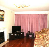 Box Hill Accommodation - Lightning Ridge Tourism