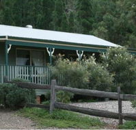 Carellen Holiday Cottages - Lightning Ridge Tourism
